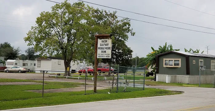 Gulf Breeze Mobile Home Park Inc Picture 2