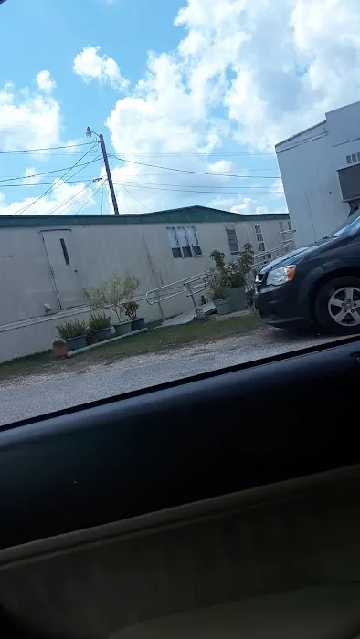 Gulf Breeze Mobile Home Park Inc Picture 6