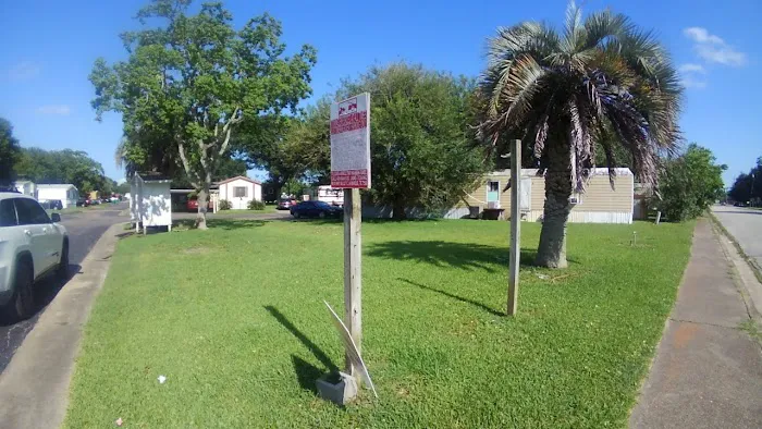 Bayside Mobile Home Park Picture 5