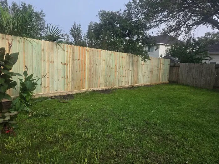 Shady Oaks Mobile Home Park Picture 1