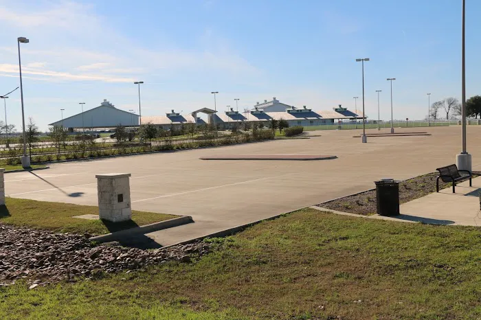 Equine Complex RV Park Picture 3