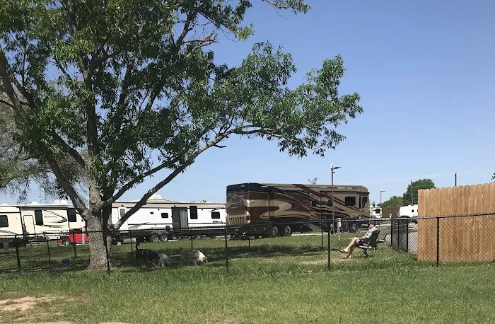 12th Park RV Resort Picture 5