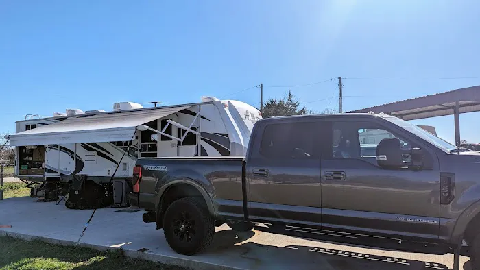 Morrison Creek Cabins & RV Park Picture 2