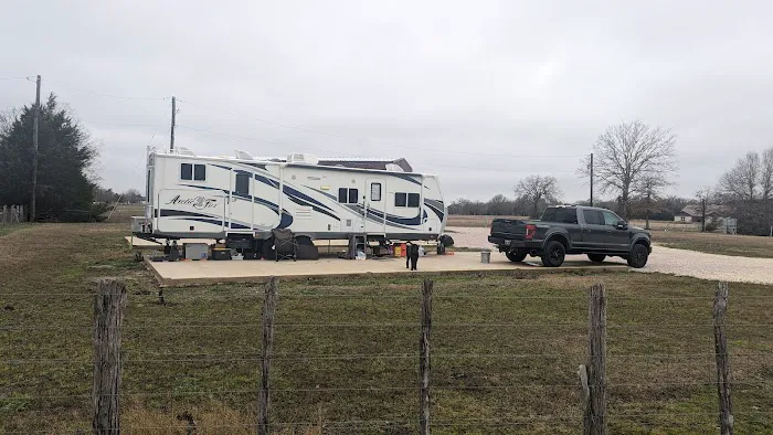 Morrison Creek Cabins & RV Park Picture 1