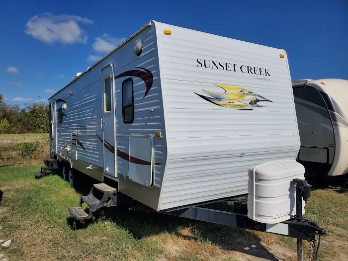 BCS Road-Runner RV Park Picture 8