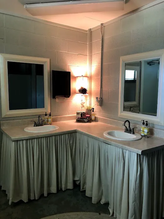 Round Top RV Park Picture 5