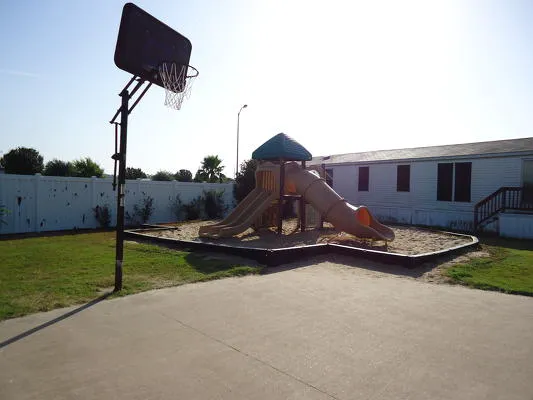 Briarwood Estates Picture 7