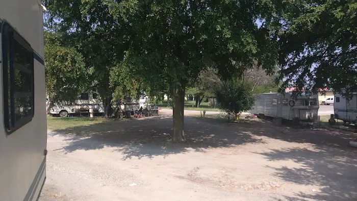 Oasis RV Park Picture 5