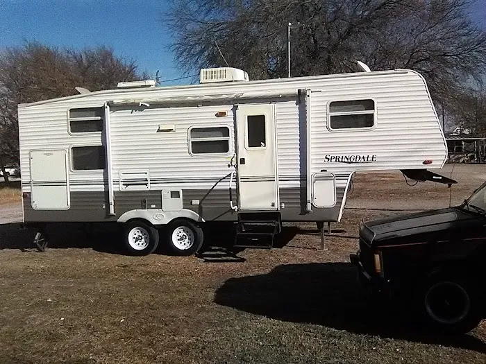 Oasis RV Park Picture 8