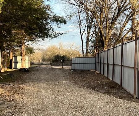 J & D RV Resort and Storage