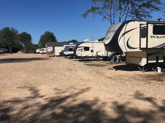 Eagle Nest Rv Park Picture 3