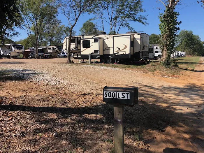 Eagle Nest Rv Park Picture 6