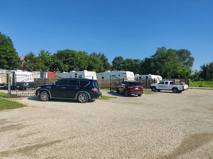 Hideaway RV Villas Picture 5