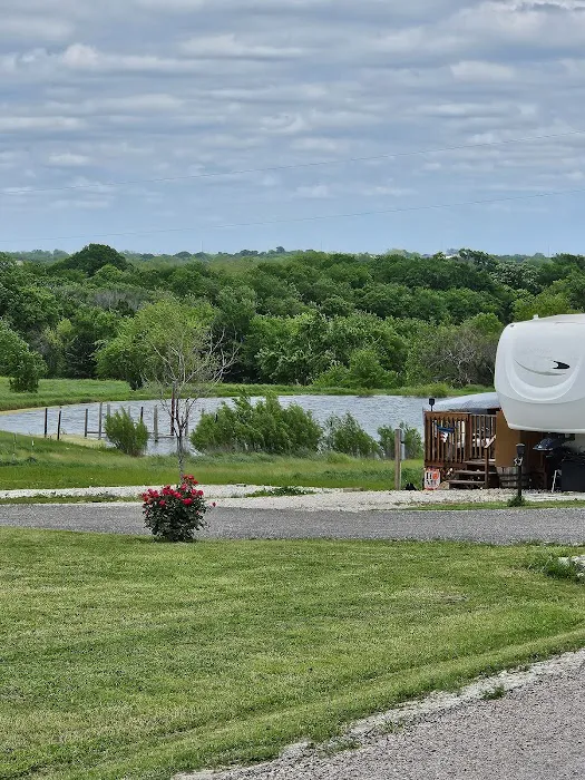 Smith Farms RV Park Picture 6