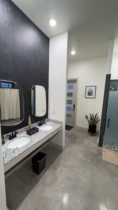 Retreat 254 RV Resort Picture 5