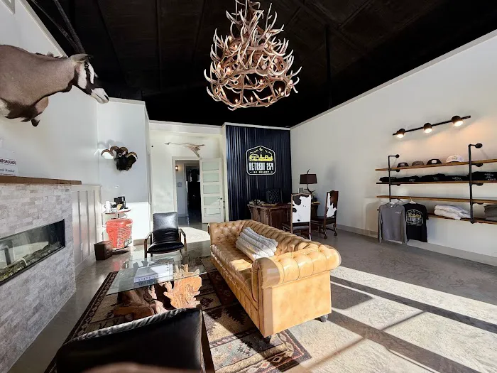 Retreat 254 RV Resort Picture 6