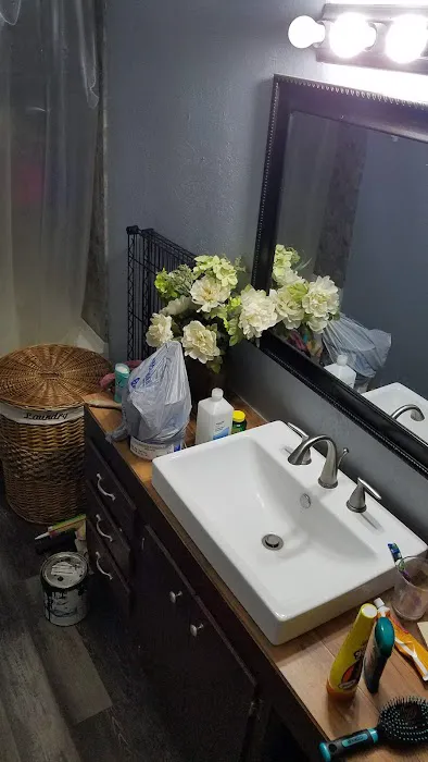 Oakwood Manufactured Home Community Picture 4