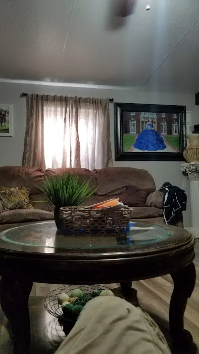 Oakwood Manufactured Home Community Picture 6