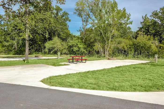 Great Escapes RV Resorts Bryan College Station Picture 4