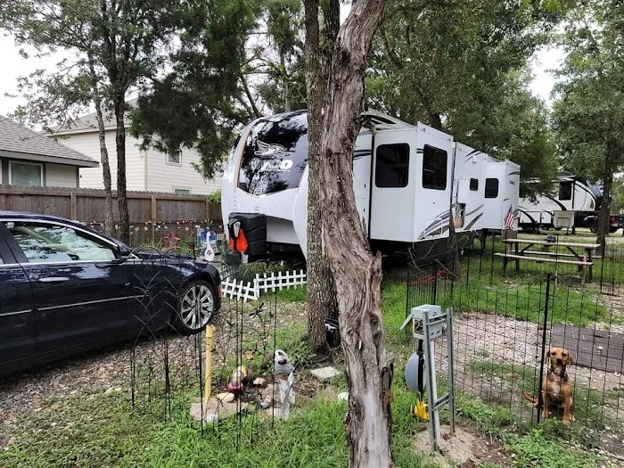 Jones Road RV Park Picture 2