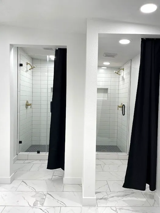 Rolling by the Dozen RV Park Picture 7