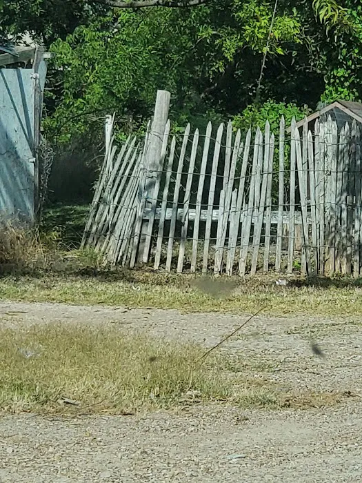 CAMERON MOBILE HOME COMMUNITY Picture 9