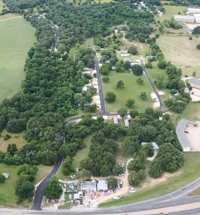 Los Robles Mobile Home Community Picture 8