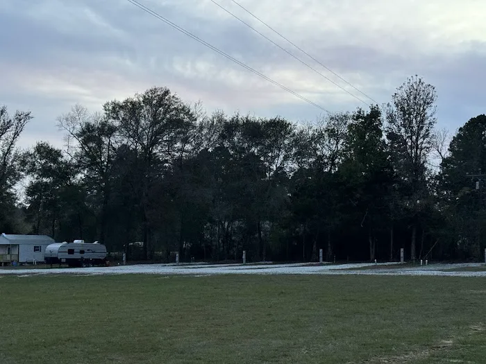 Davy Crockett RV Park Picture 3