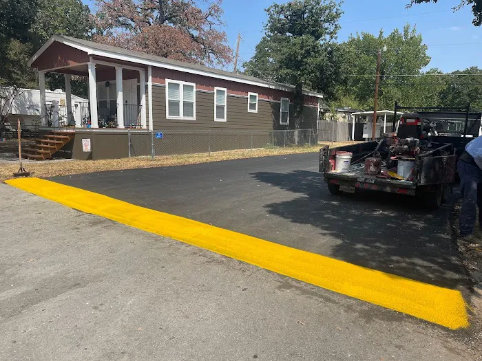 Oakleaf Mobile Home Park Picture 1