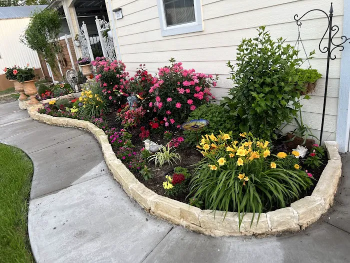 Skyline Mobile Home Estates Picture 7