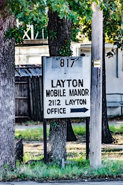 Layton Mobile Manor Picture 4