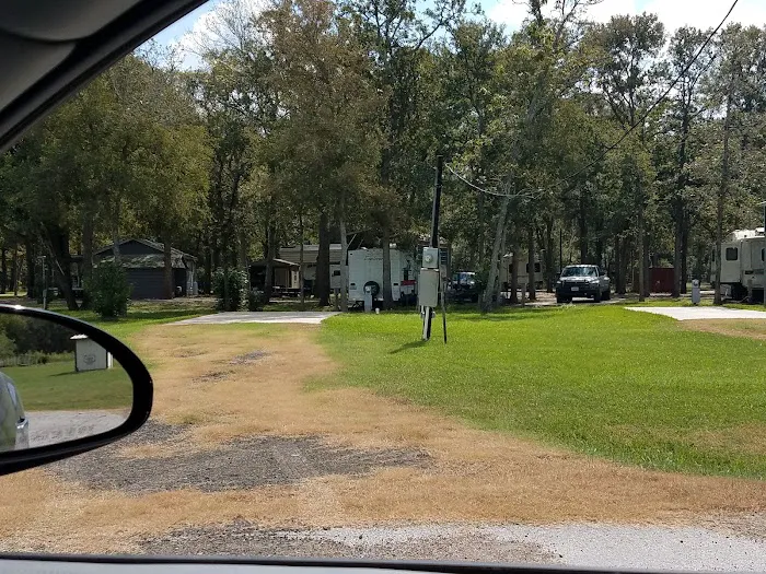 Lakeside Escape RV Park Picture 1