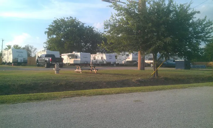 Lazy K RV Park Picture 5