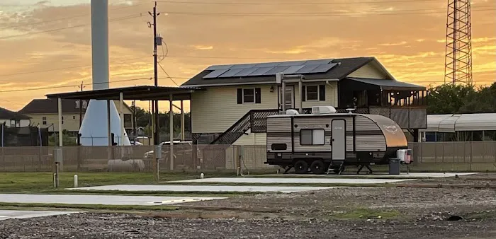 Bayou Betty RV Resort Picture 2