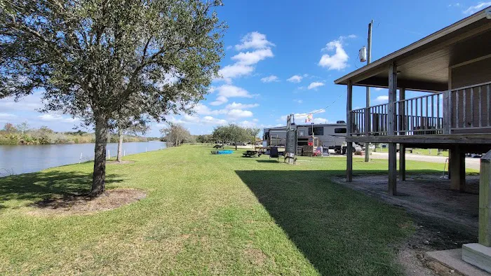 On The Bayou RV Park Picture 6