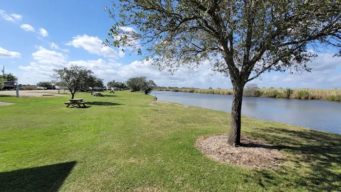 On The Bayou RV Park Picture 7