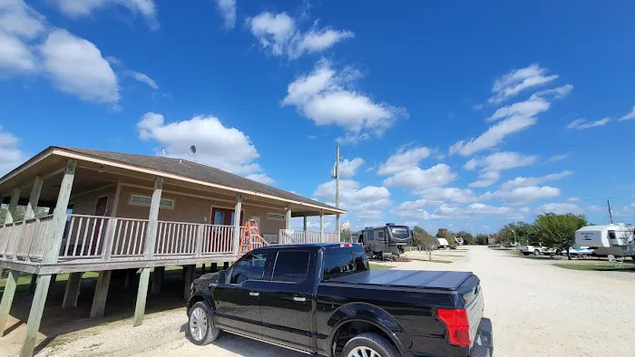On The Bayou RV Park Picture 3