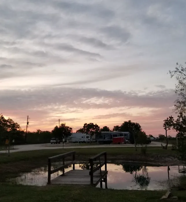 Kucera Krossing RV Park Picture 4