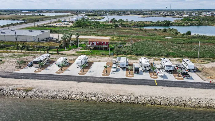 Wagner's Saltwater Lake Picture 5