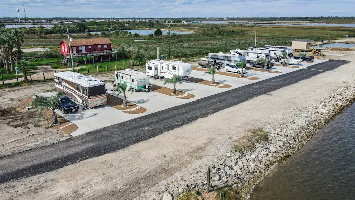 Wagner's Saltwater Lake Picture 2