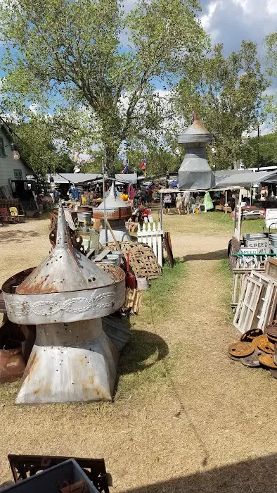 Dillard's R.V. Park Picture 9