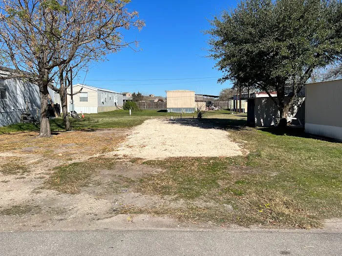 Sun Valley RV Park Picture 3