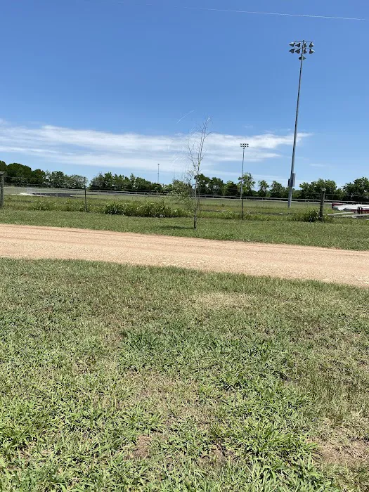 Fayette Country Hills Picture 3