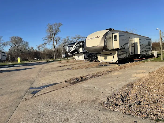 Jetstream RV Resort at Wharton Picture 8