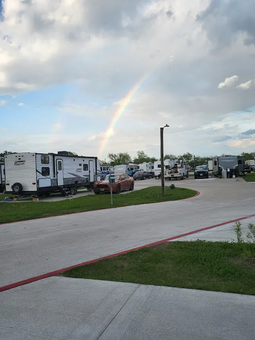 Jetstream RV Resort at Wharton Picture 6