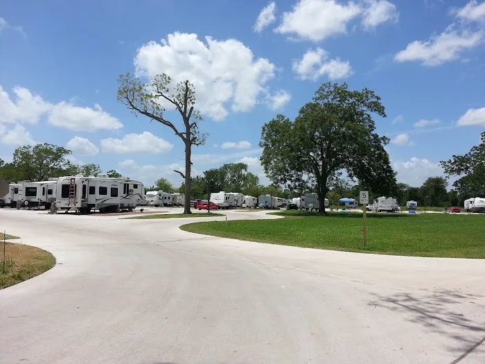 Jetstream RV Resort at Wharton Picture 1