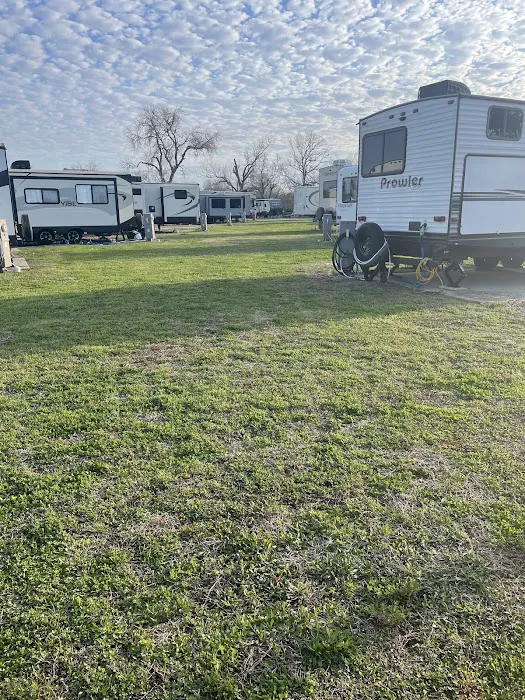 Jetstream RV Resort at Wharton Picture 4