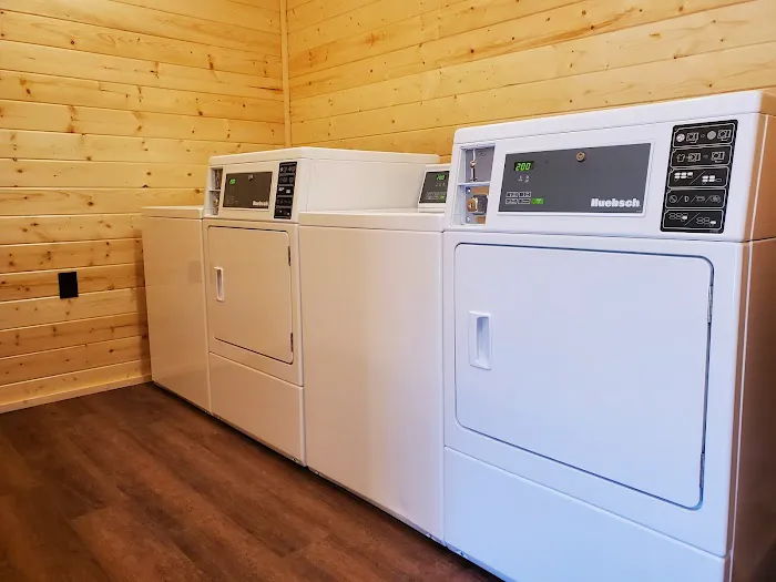 Creek Crossing RV Park Picture 2