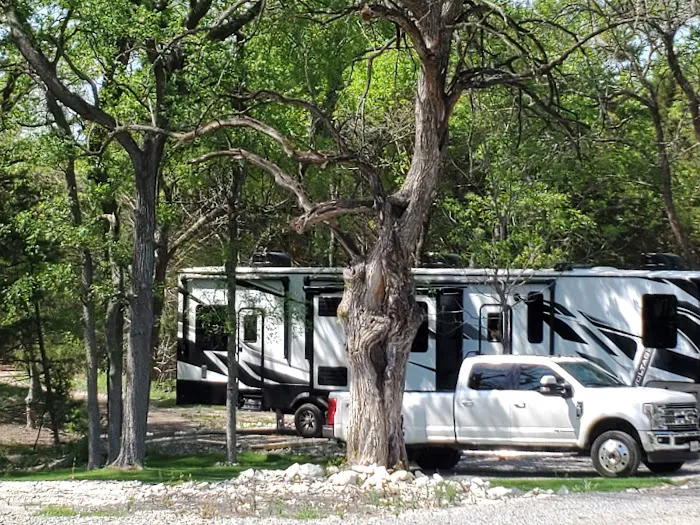 Creek Crossing RV Park Picture 4