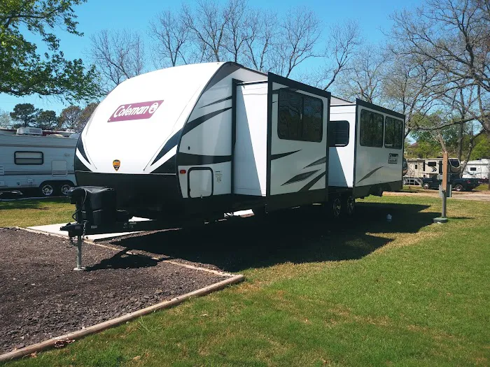 Sharpe's Pecan Estates Mobile Home/RV Park Picture 1
